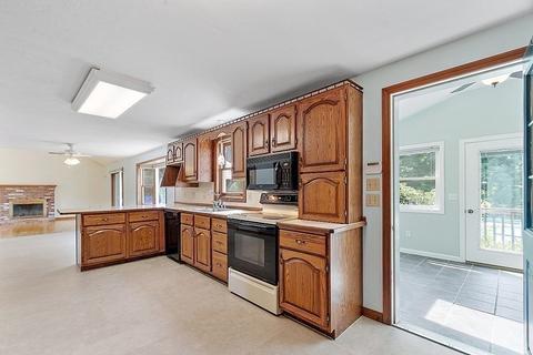 4 Michael Ln, Sterling, MA 01564 photo 10