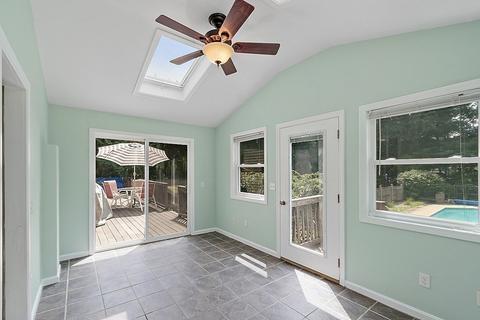 4 Michael Ln, Sterling, MA 01564 photo 12