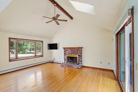 4 Michael Ln, Sterling, MA 01564 photo 7