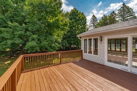 75 Oak Rd, Longmeadow, MA 01106 photo 3