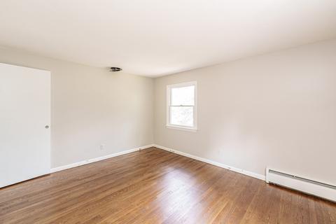 75 Oak Rd, Longmeadow, MA 01106 photo 16