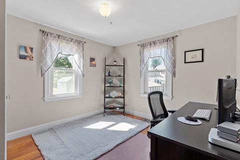 67 Lawrence St, Danvers, MA 01923 photo 11