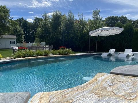 24 Hampton Ct, Walpole, MA 02032 photo 2