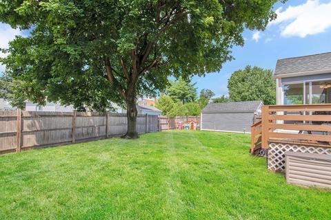106 Gillette Cir, Springfield, MA 01118 photo 22