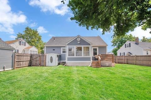 106 Gillette Cir, Springfield, MA 01118 photo 20