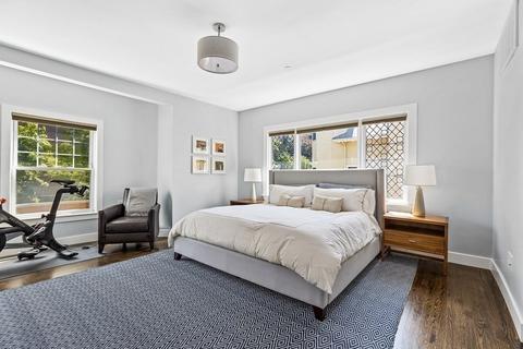 76 Sewall Ave #B, Brookline, MA 02446 photo 7