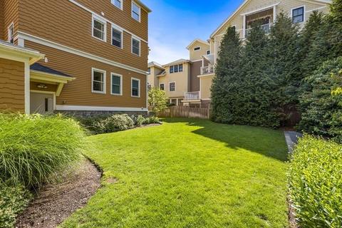 76 Sewall Ave #B, Brookline, MA 02446 photo 24