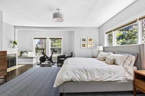 76 Sewall Ave #B, Brookline, MA 02446 photo 8