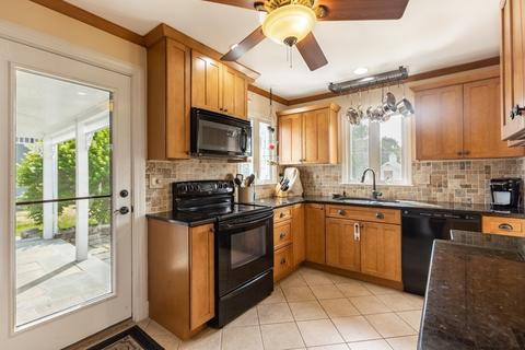 2 Riverview Ave, Maynard, MA 01754 photo 13