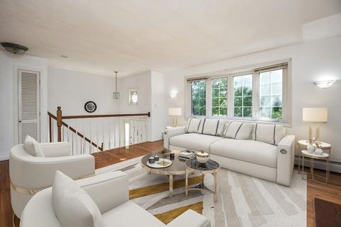 43 Whitman Rd, Worcester, MA 01609 photo 3
