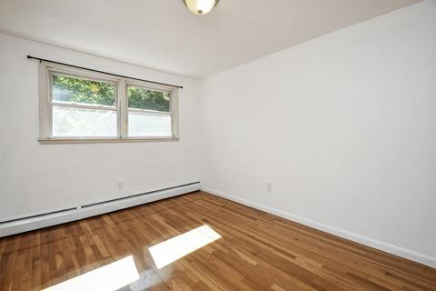 43 Whitman Rd, Worcester, MA 01609 photo 23