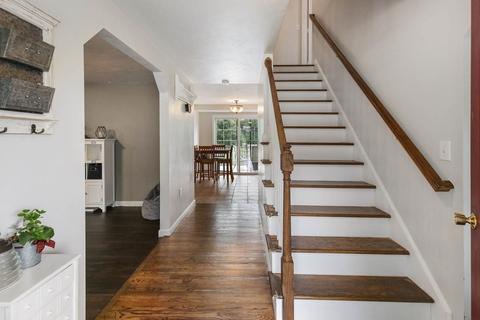 9 Eric Way, Dudley, MA 01571 photo 6