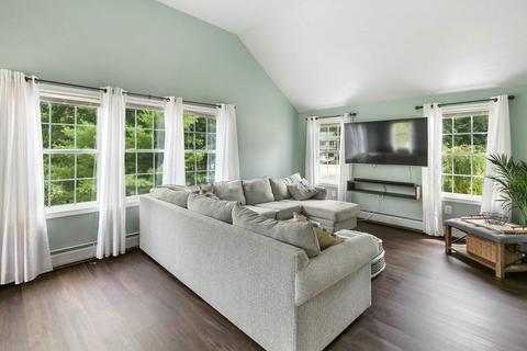 9 Eric Way, Dudley, MA 01571 photo 13