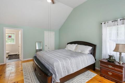 9 Eric Way, Dudley, MA 01571 photo 21