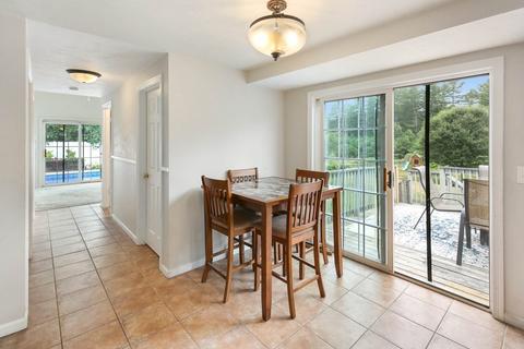9 Eric Way, Dudley, MA 01571 photo 10