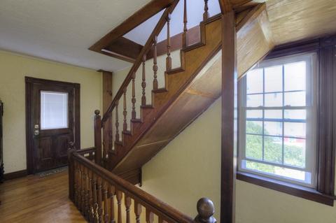 12 Sylvan St, Worcester, MA 01603 photo 5
