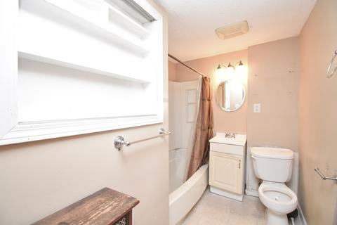 105 Connecticut Ave, Springfield, MA 01104 photo 12