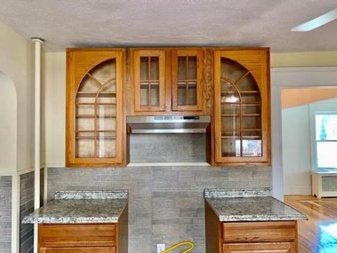 277 Redlands St, Springfield, MA 01104 photo 12