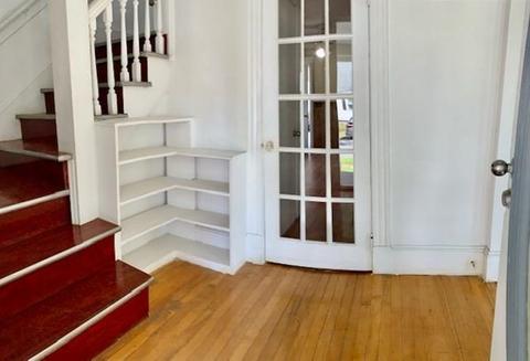 277 Redlands St, Springfield, MA 01104 photo 3