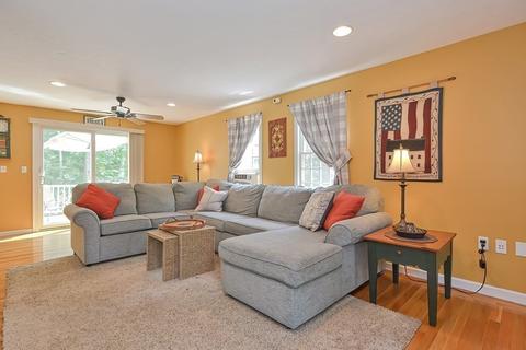 15 Prospect St, Upton, MA 01568 photo 12