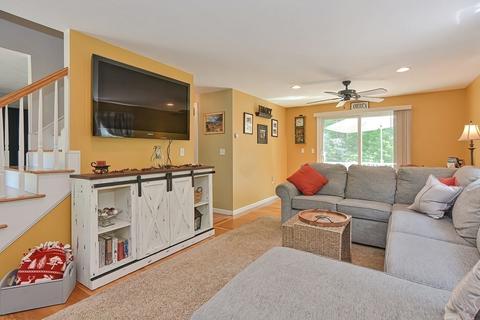 15 Prospect St, Upton, MA 01568 photo 14