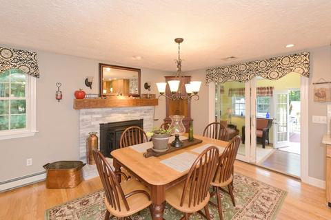 25 Edward Rd, Mendon, MA 01756 photo 12