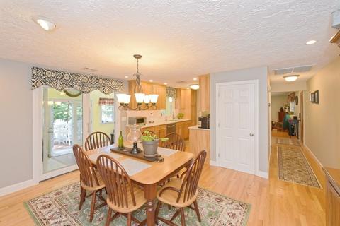 25 Edward Rd, Mendon, MA 01756 photo 9