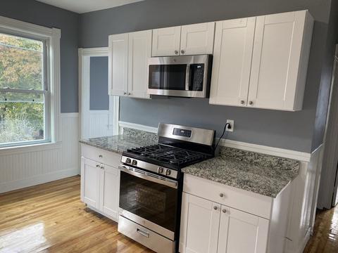 13 Aetna St, Worcester, MA 01604 photo 4