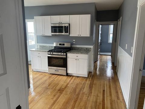 13 Aetna St, Worcester, MA 01604 photo 9