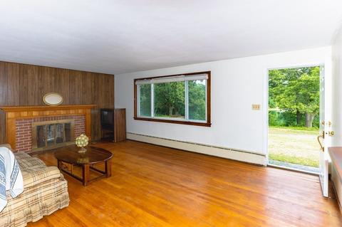 284 Lake Dr, Springfield, MA 01151 photo 16