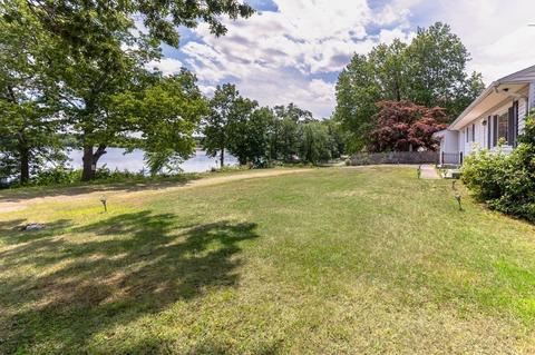 284 Lake Dr, Springfield, MA 01151 photo 7