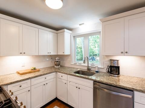 30 Chickering Rd, Dedham, MA 02026 photo 4