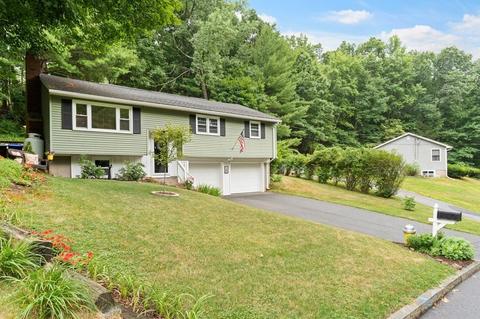 30 Skyridge Dr, Springfield, MA 01128 photo 1