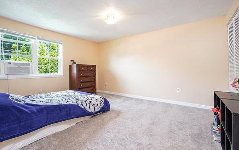 265 Chicopee St #5, Chicopee, MA 01013 photo 16