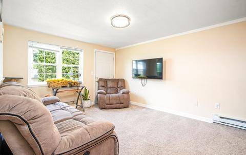 265 Chicopee St #5, Chicopee, MA 01013 photo 6