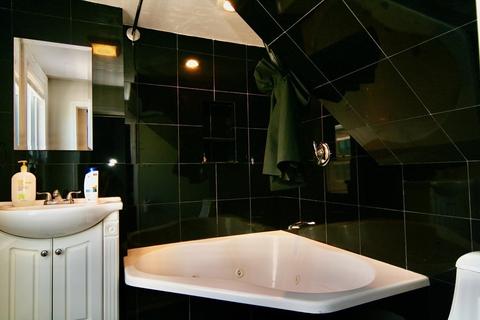 5 Laurel St, Everett, MA 02149 photo 24