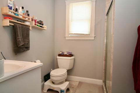 5 Laurel St, Everett, MA 02149 photo 9