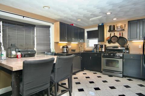 5 Laurel St, Everett, MA 02149 photo 15