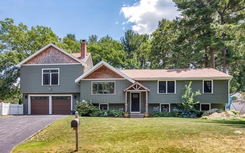 2 Hazelwood Dr, Hingham, MA 02043 photo 1