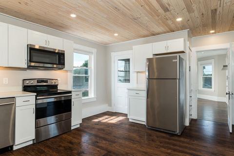 37 Harrison Ave #2, Gloucester, MA 01930 photo 2