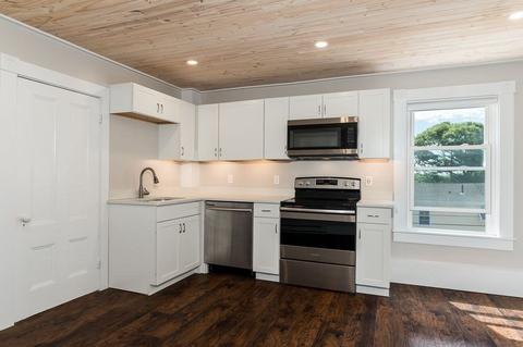 37 Harrison Ave #2, Gloucester, MA 01930 photo 3