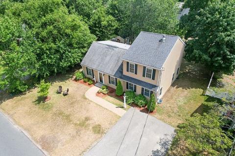 34 Springvale Rd, Reading, MA 01867 photo 2
