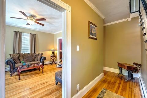 27 Wayne St, Worcester, MA 01603 photo 20