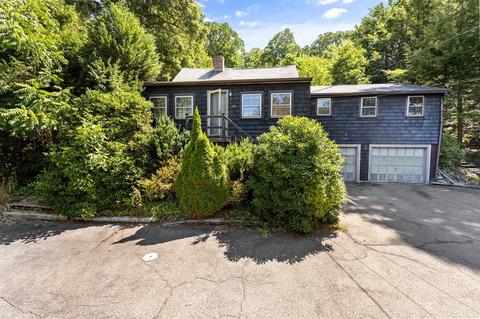 70 Central St, Saugus, MA 01906 photo 1