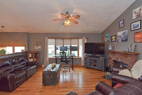 40-40 A Shute St, Everett, MA 02149 photo 6
