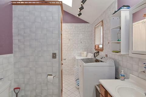 40-40 A Shute St, Everett, MA 02149 photo 11