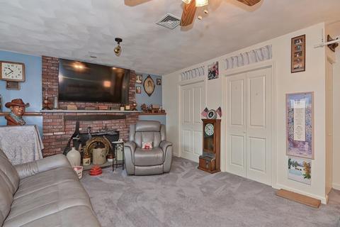 40-40 A Shute St, Everett, MA 02149 photo 19
