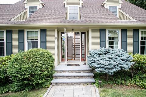 9 Bow Dr, Acushnet, MA 02743 photo 3