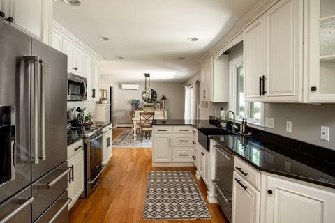 9 Bow Dr, Acushnet, MA 02743 photo 9
