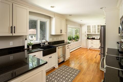 9 Bow Dr, Acushnet, MA 02743 photo 10